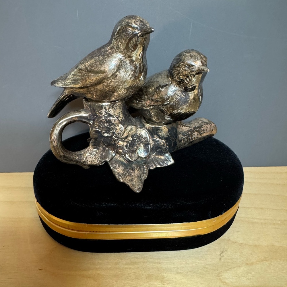 Vintage silver plate salt&pepper birds sitting on a handled branch